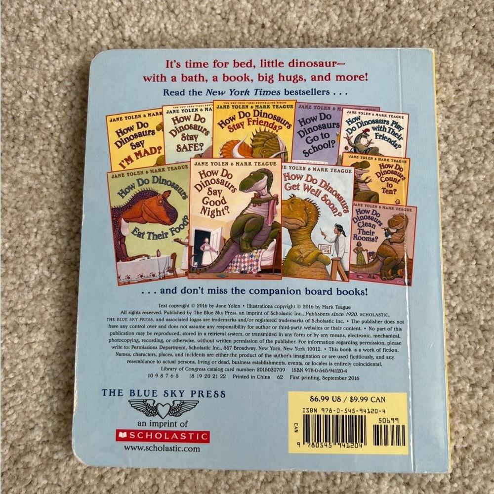 How Do Dinosaurs Read for Fun? Boxed Set - Picture 6 of 9
